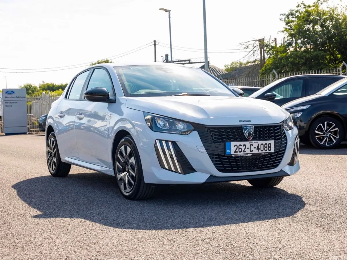 Peugeot 208 Hatchback, Petrol, 2026, White
