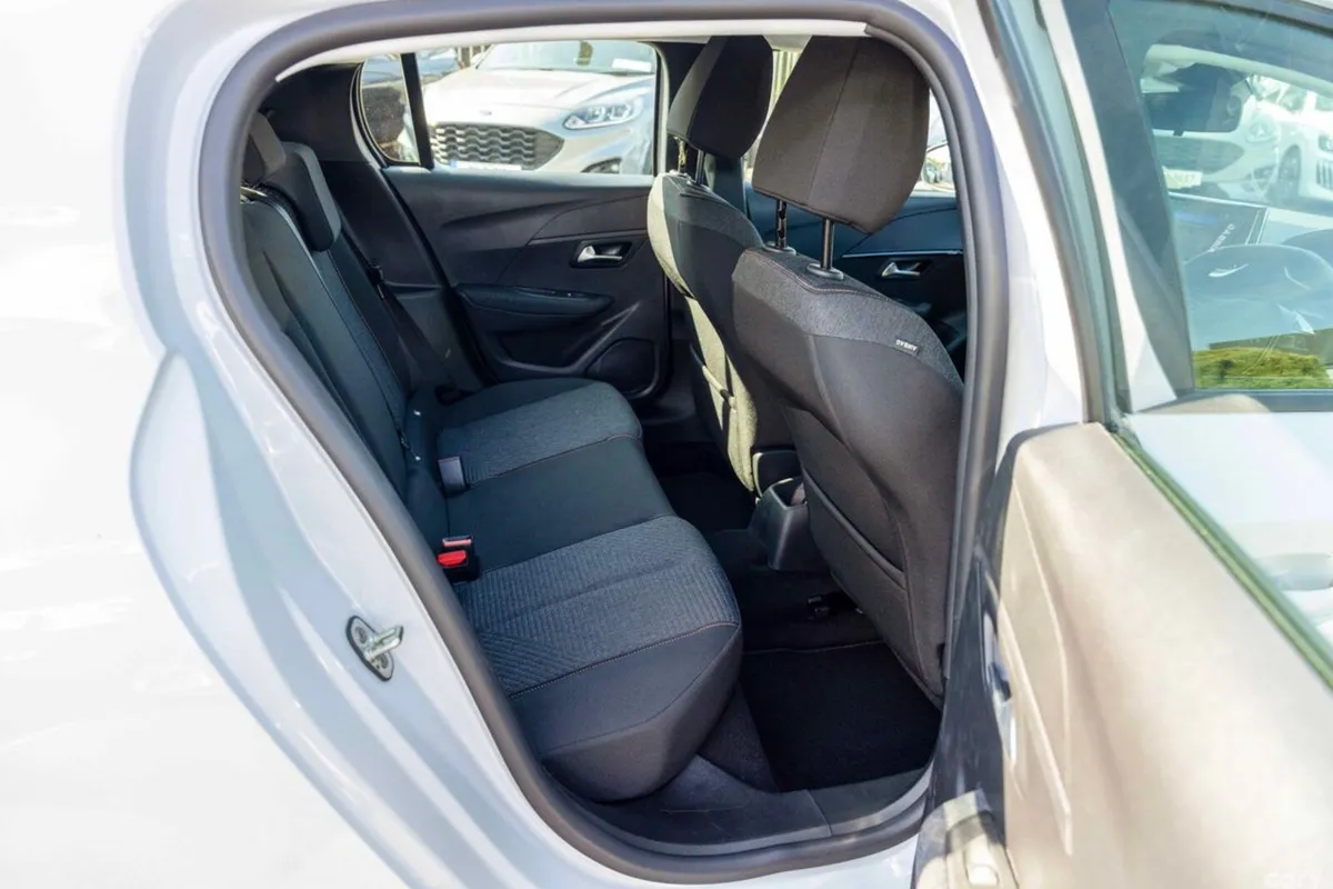 Peugeot 208 Hatchback, Petrol, 2026, White