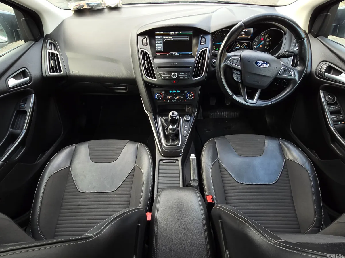 Ford Focus Hatchback, Diesel, 2016, Grey