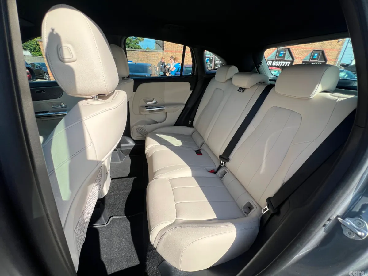Mercedes-Benz GLA SUV, Petrol, 2023, Grey