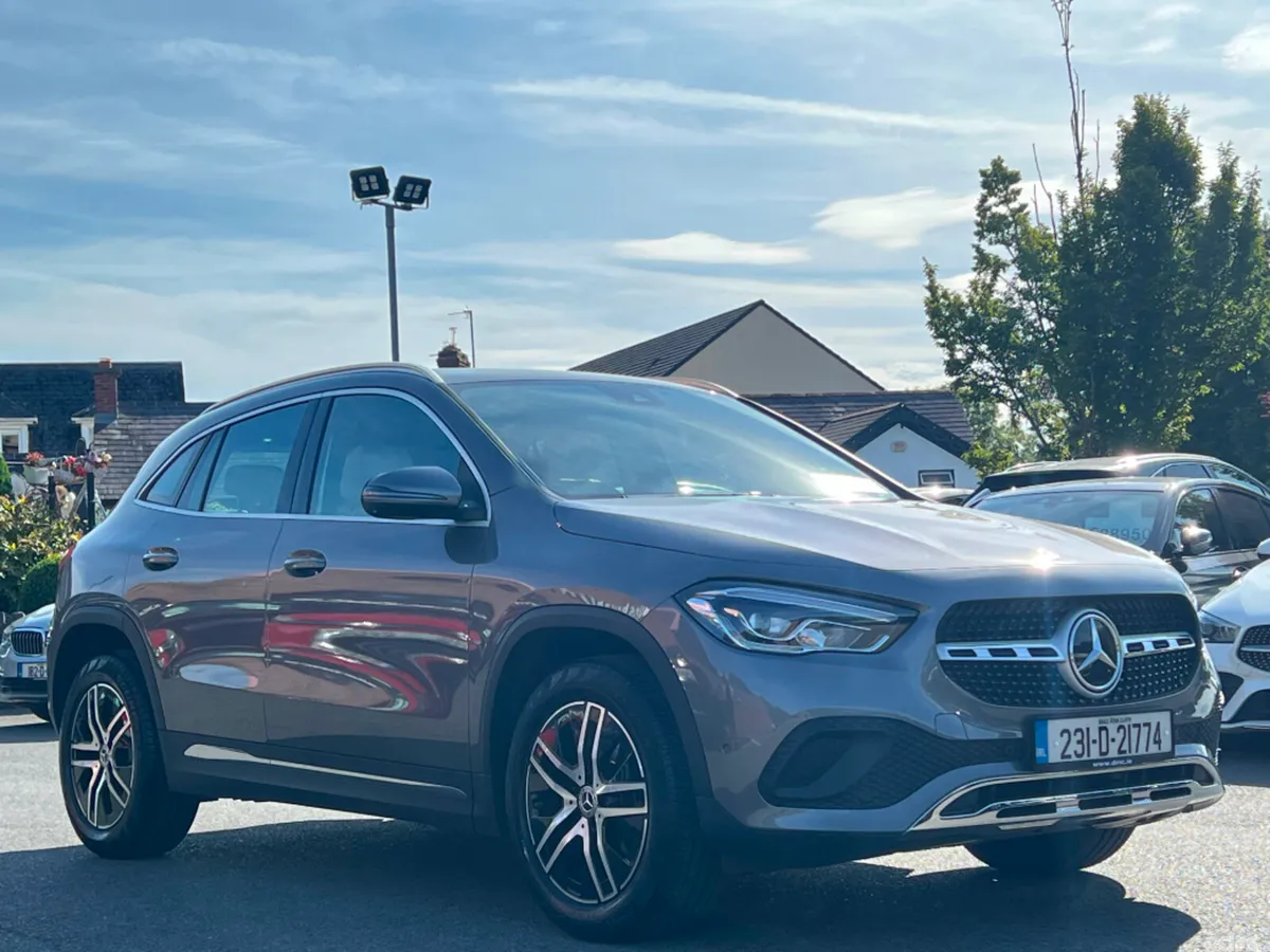 Mercedes-Benz GLA SUV, Petrol, 2023, Grey