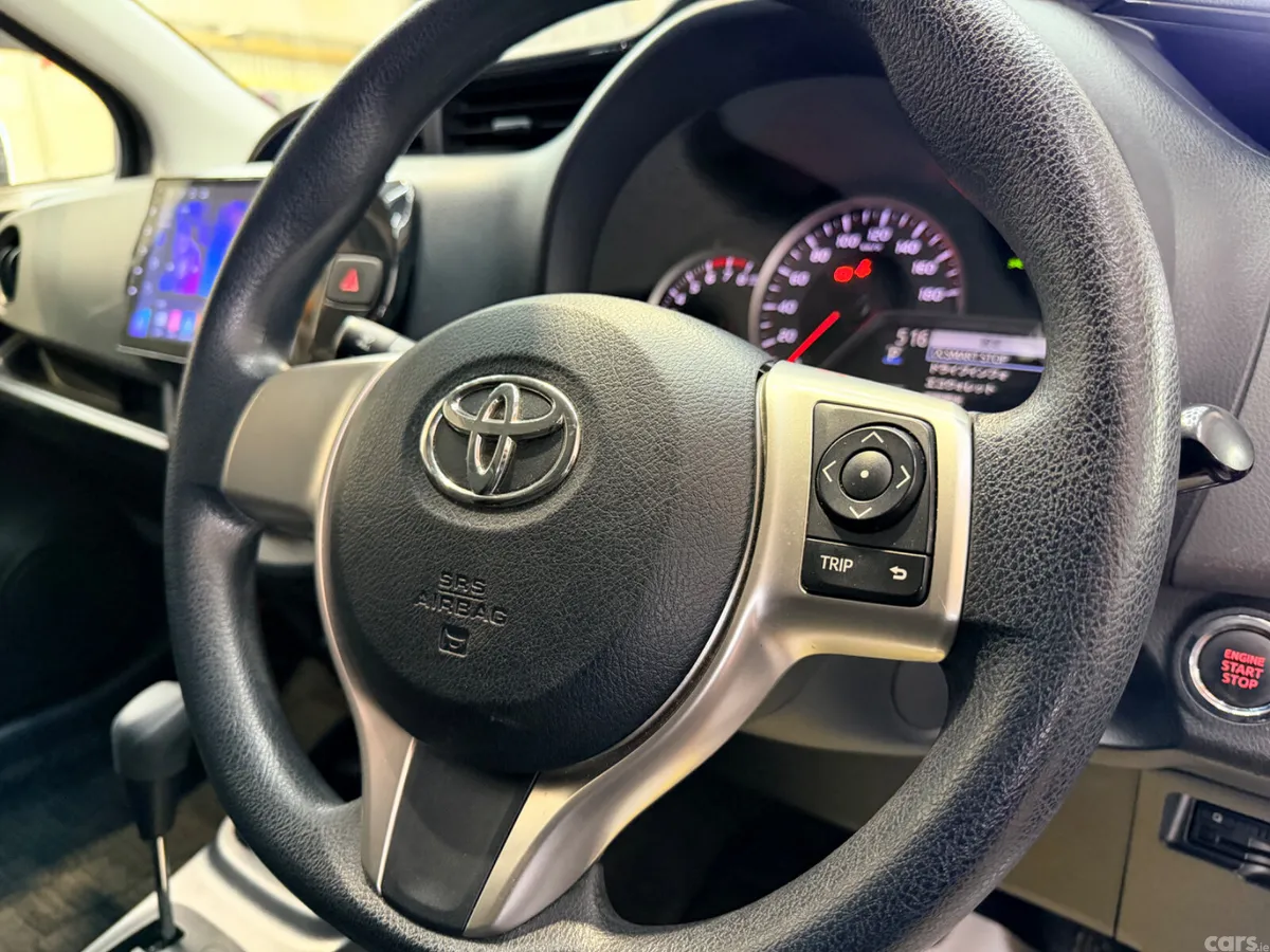 Toyota Vitz Hatchback, Petrol, 2015, Silver