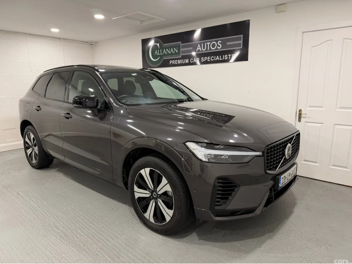 Volvo XC60 SUV, Petrol Plug-in Hybrid, 2023, Grey