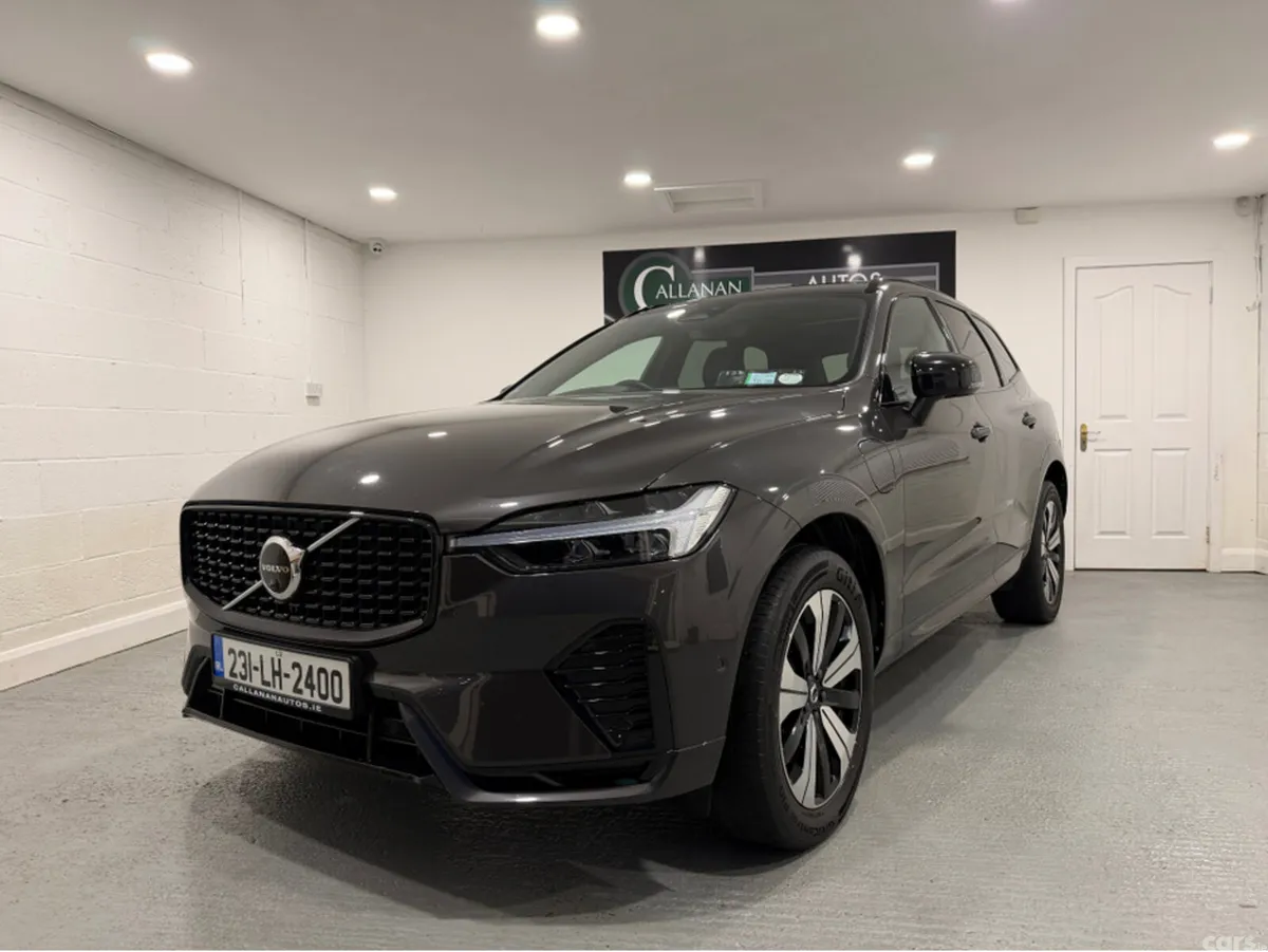 Volvo XC60 SUV, Petrol Plug-in Hybrid, 2023, Grey