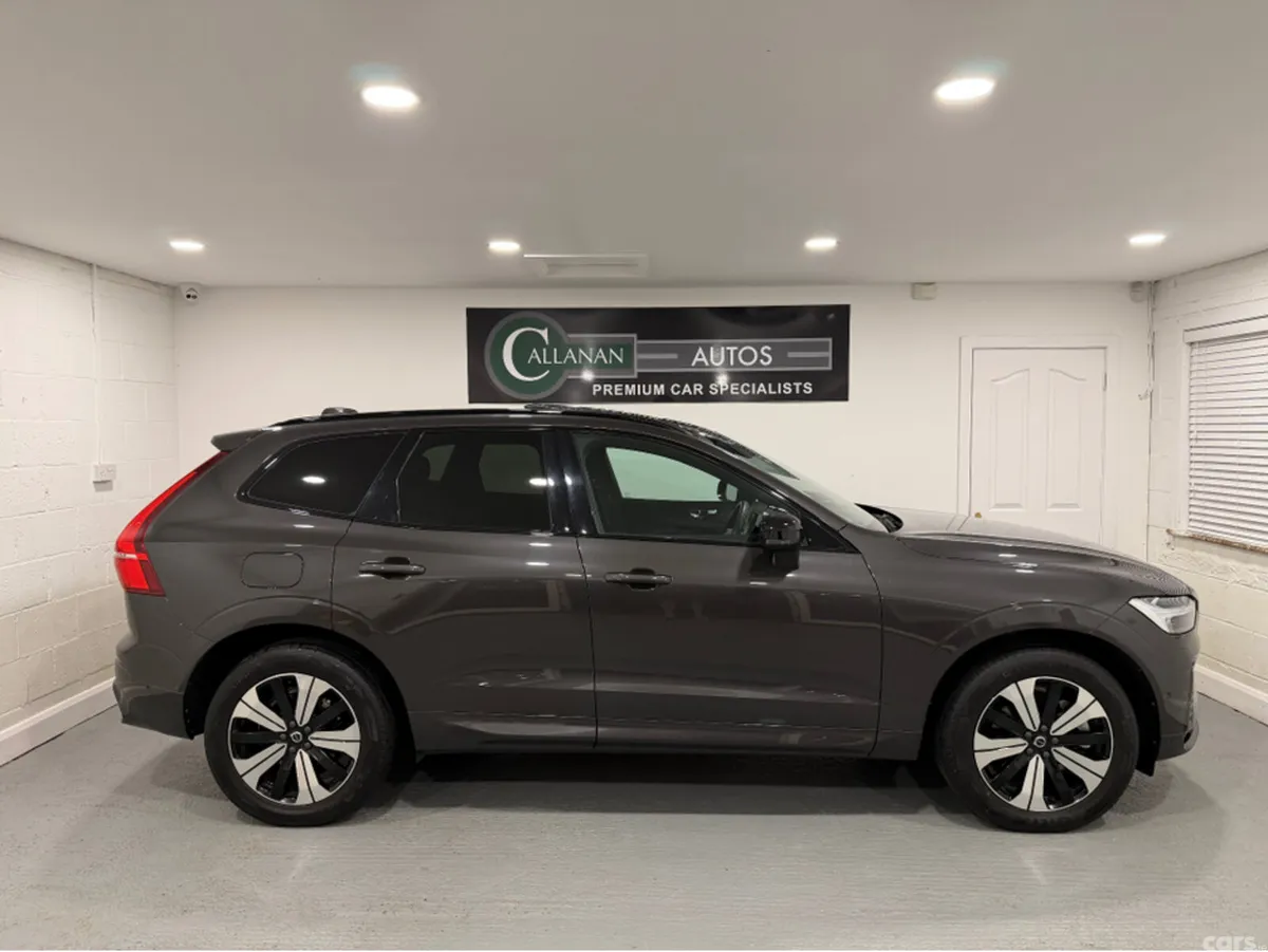 Volvo XC60 SUV, Petrol Plug-in Hybrid, 2023, Grey