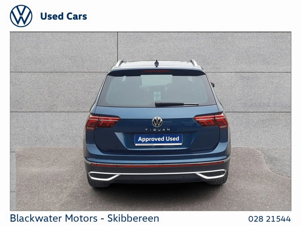 Volkswagen Tiguan Hatchback, Diesel, 2023, Blue