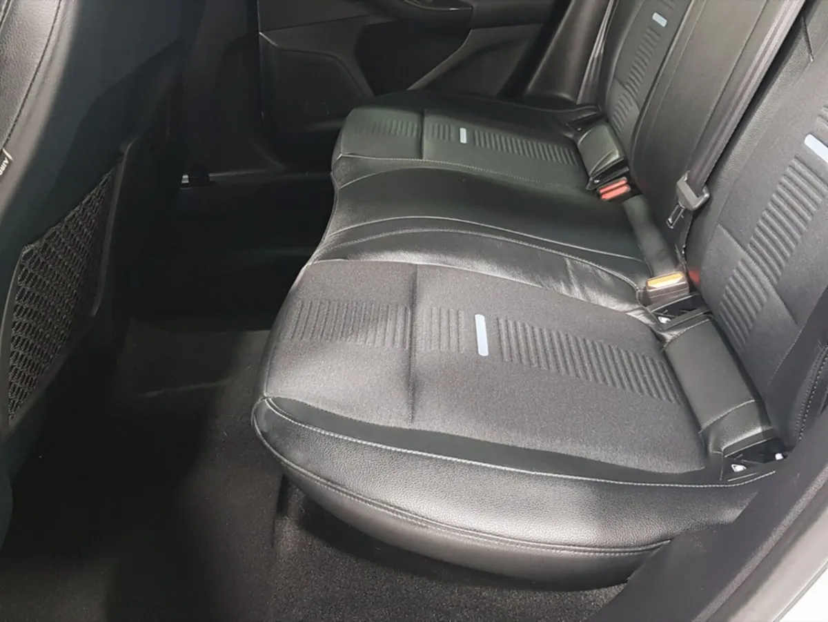 Ford Focus Estate, Petrol, 2020, White