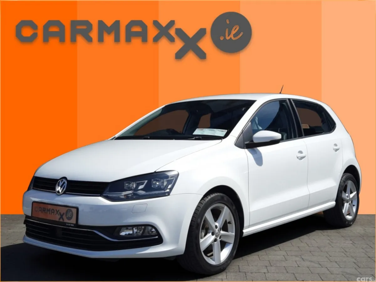Volkswagen Polo Hatchback, Petrol, 2017, White
