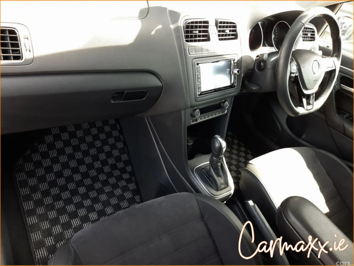 Volkswagen Polo Hatchback, Petrol, 2017, White