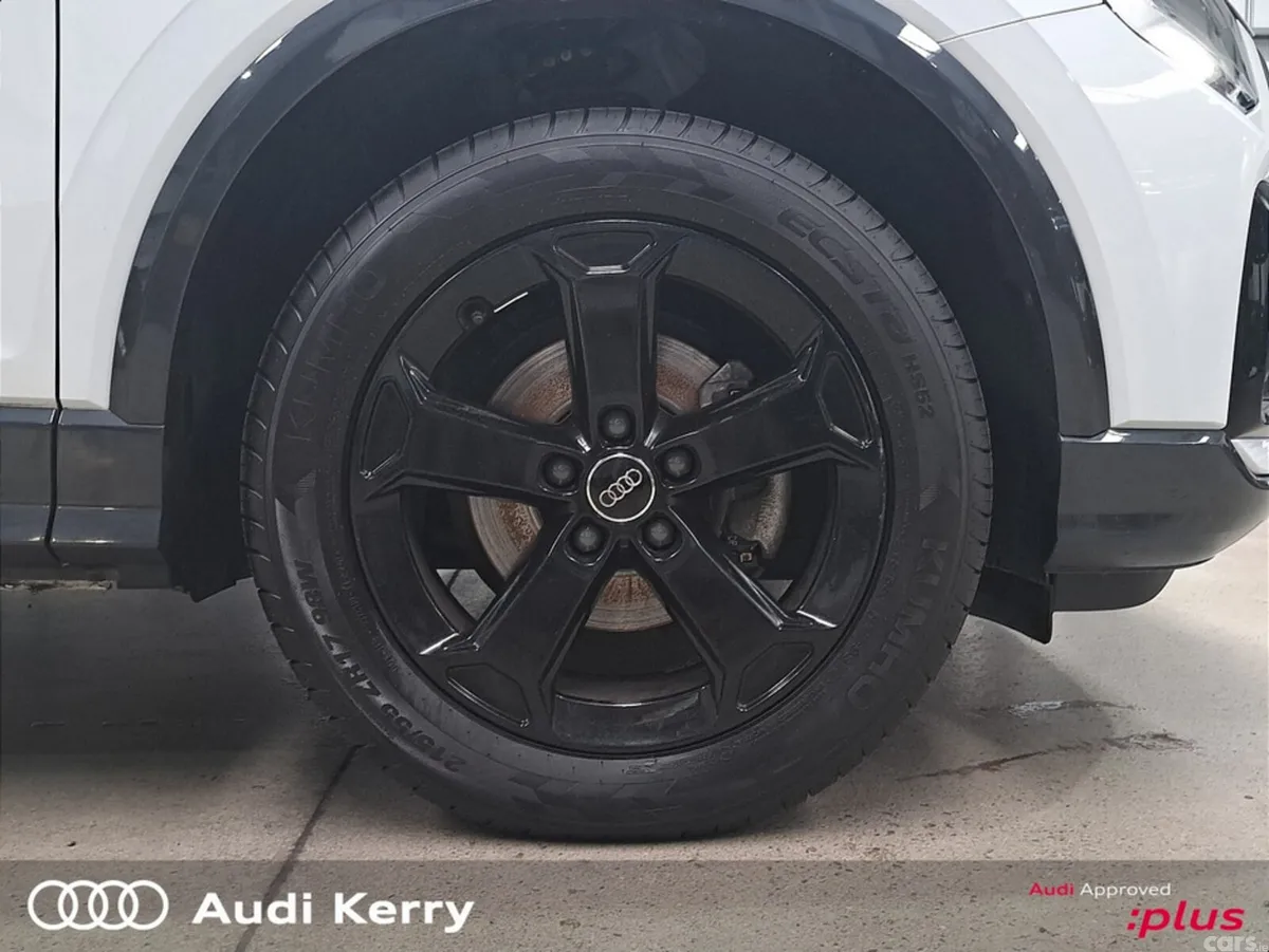 Audi Q2 Hatchback, Petrol, 2024, 