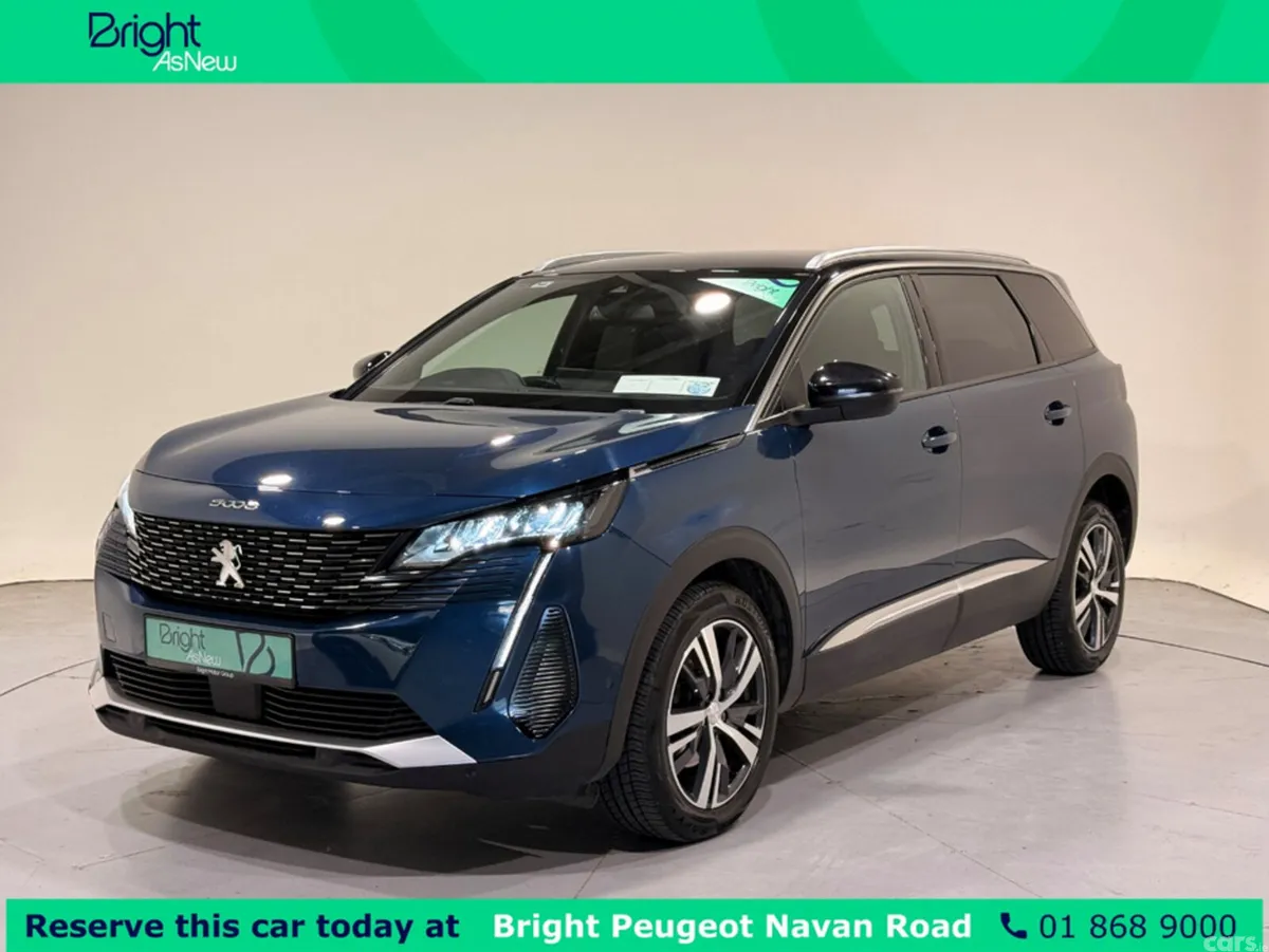 Peugeot 5008 MPV, Diesel, 2023, Blue