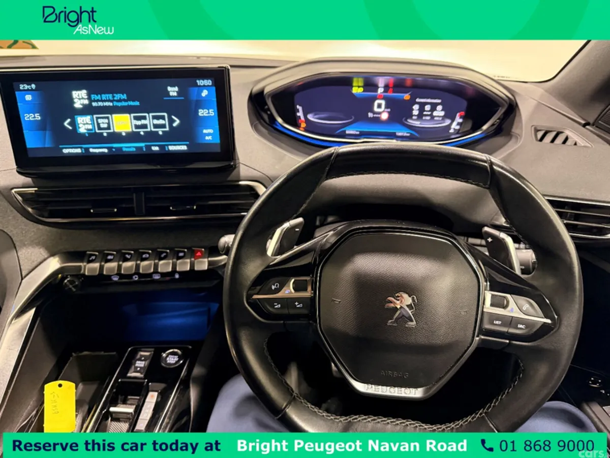 Peugeot 5008 MPV, Diesel, 2023, Blue