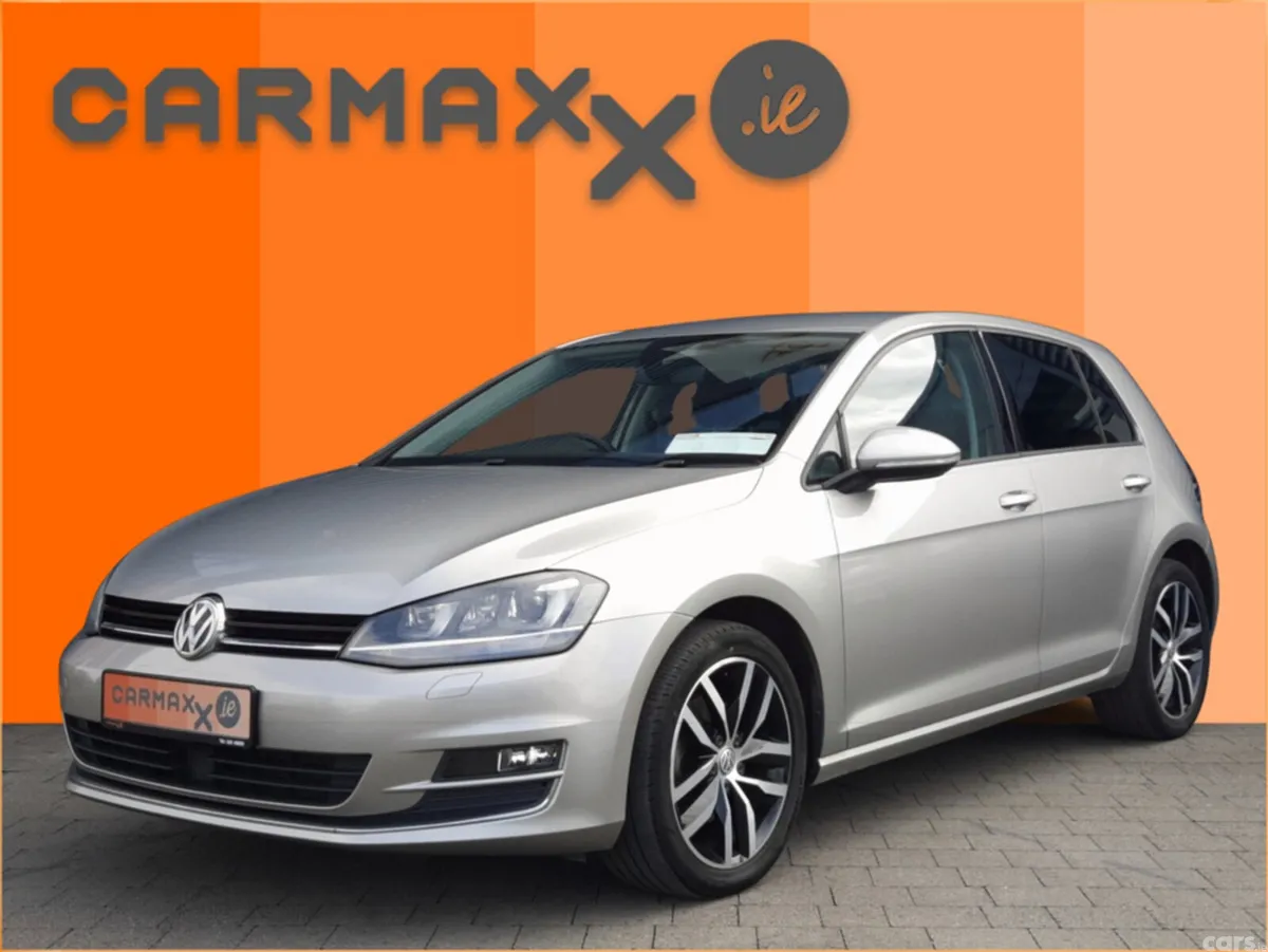 Volkswagen Golf Hatchback, Petrol, 2017, Silver