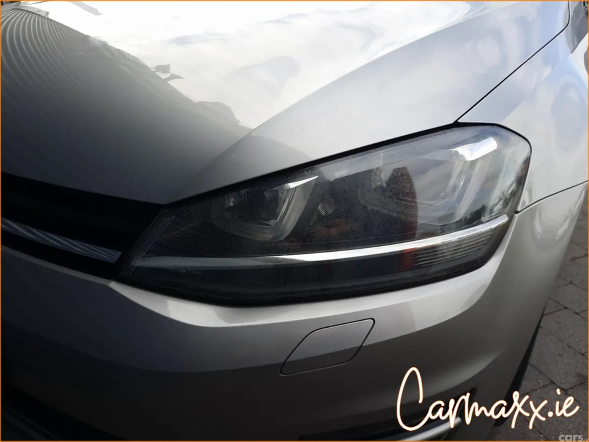 Volkswagen Golf Hatchback, Petrol, 2017, Silver