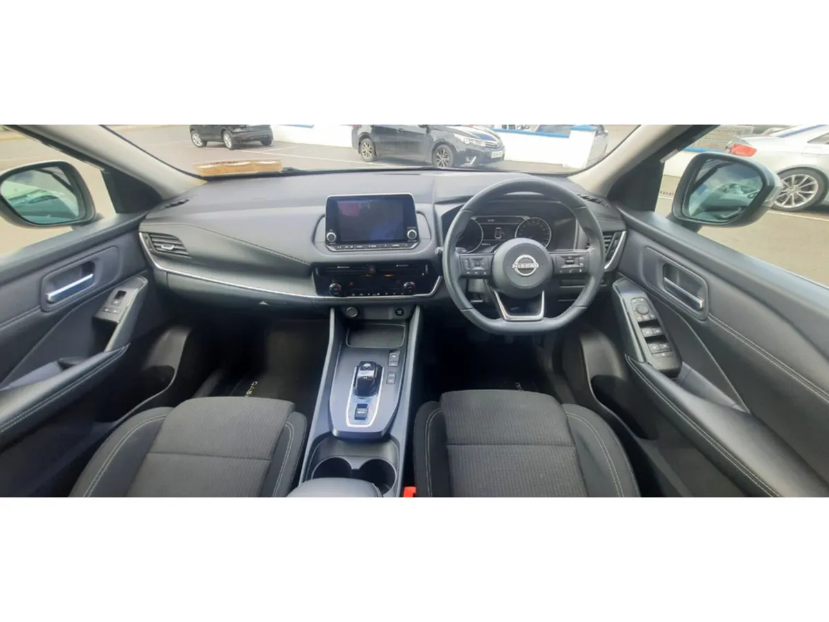 Nissan Qashqai MPV, Petrol, 2023, Grey