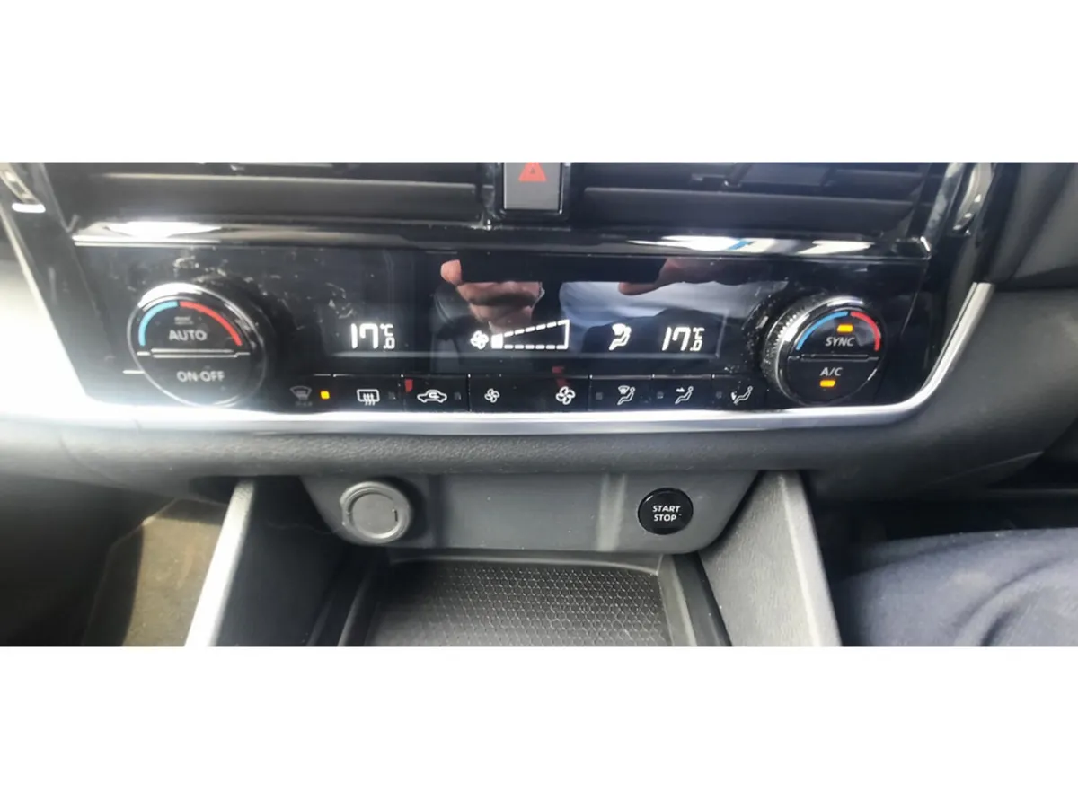 Nissan Qashqai MPV, Petrol, 2023, Grey