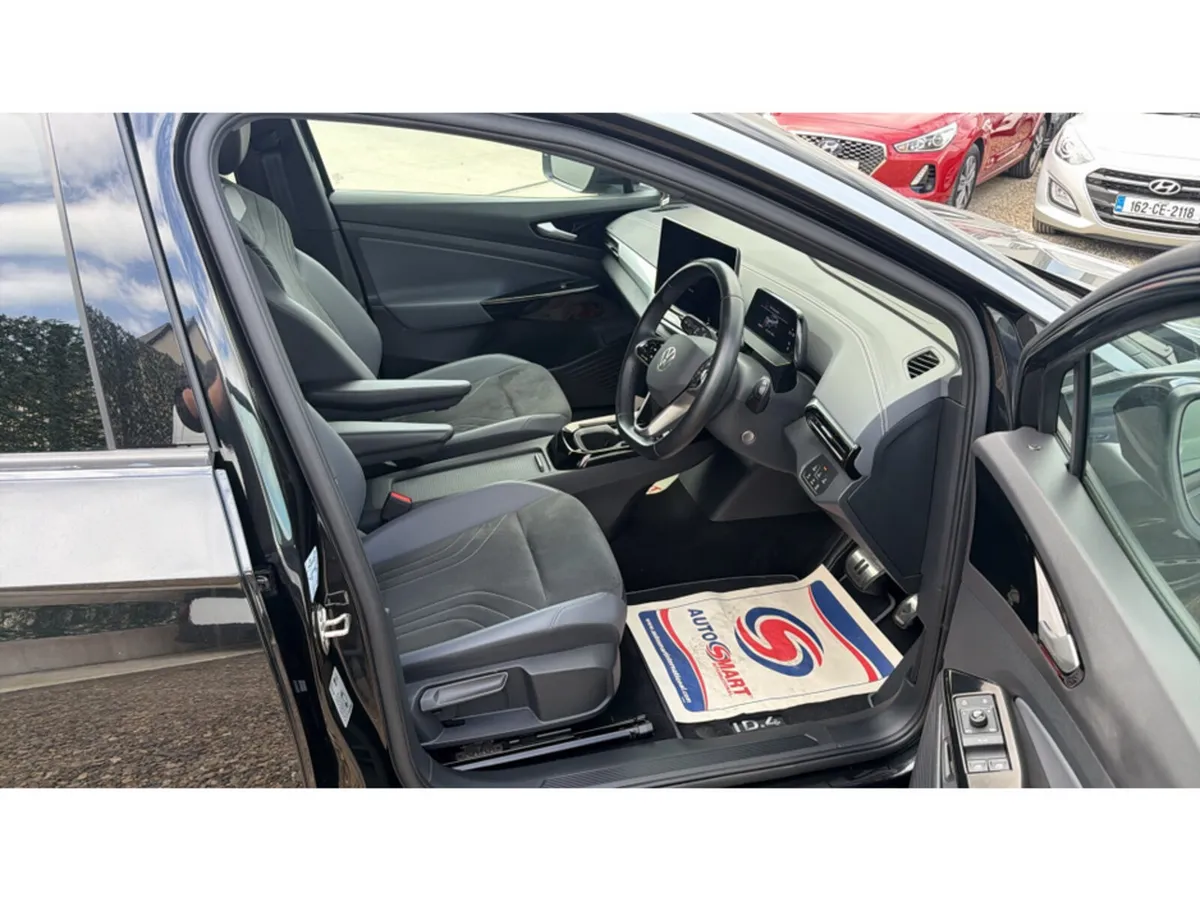 Volkswagen ID.4 Estate, Electric, 2024, Black
