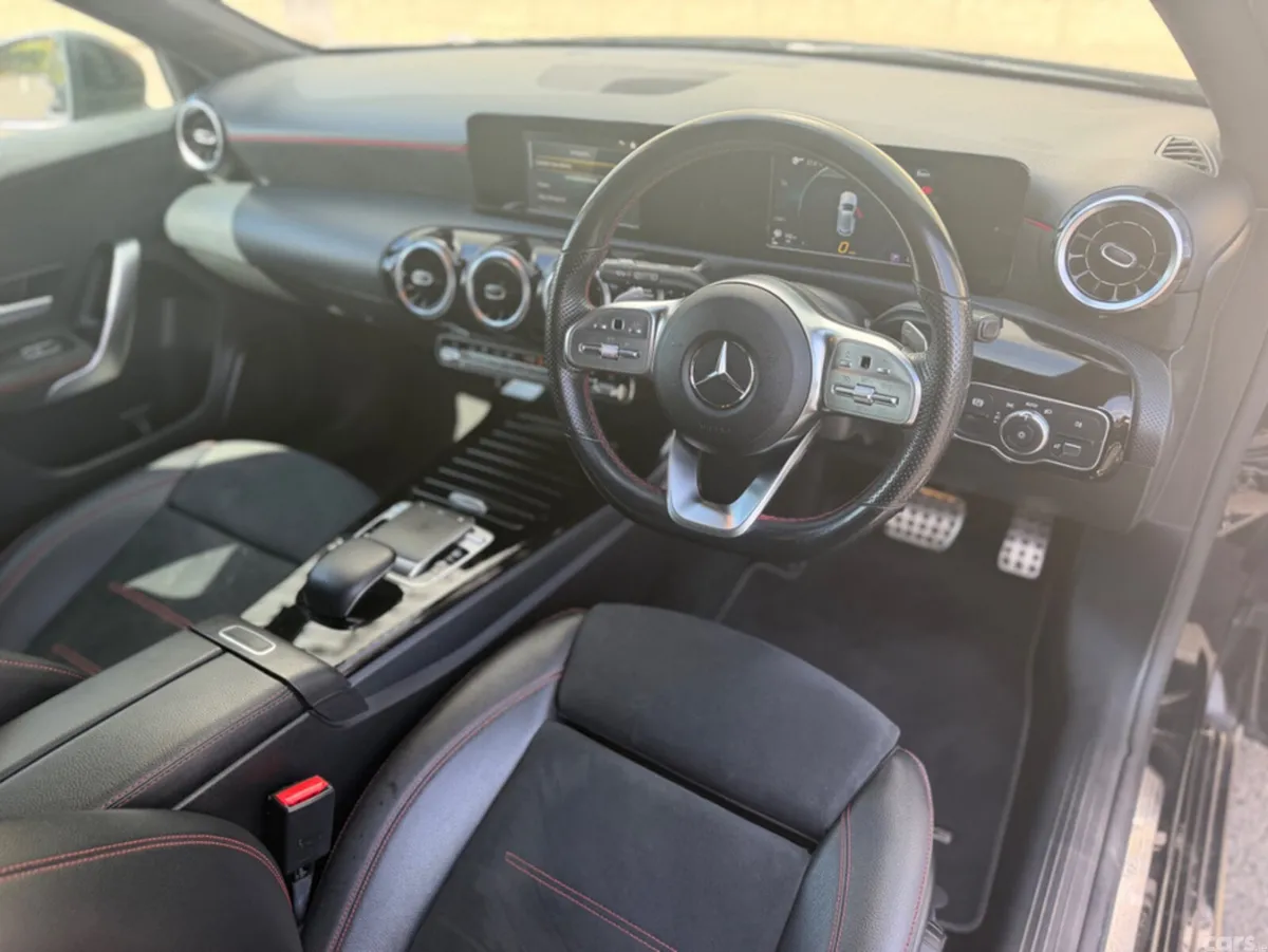 Mercedes-Benz A-Class Hatchback, Diesel, 2019, Black
