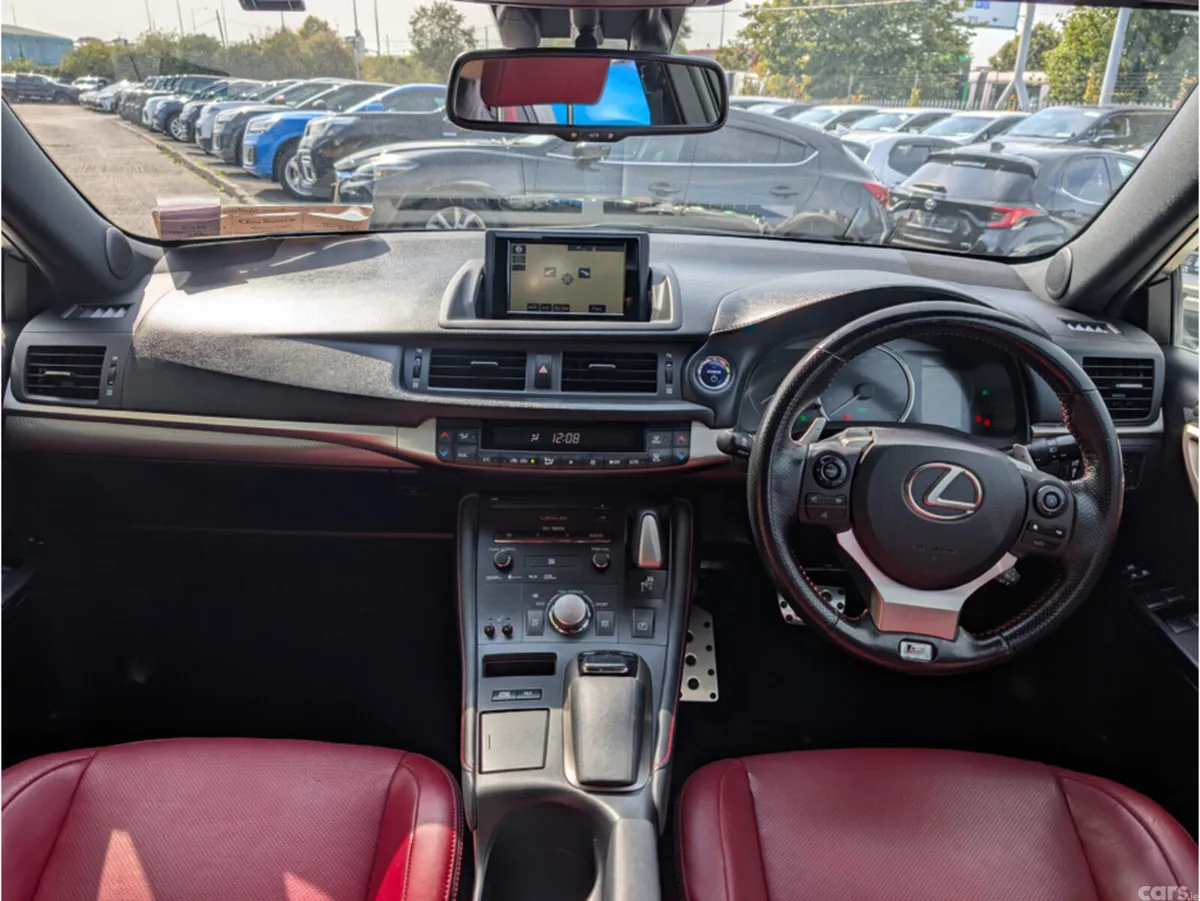 Lexus CT Hatchback, Petrol Hybrid, 2017, White
