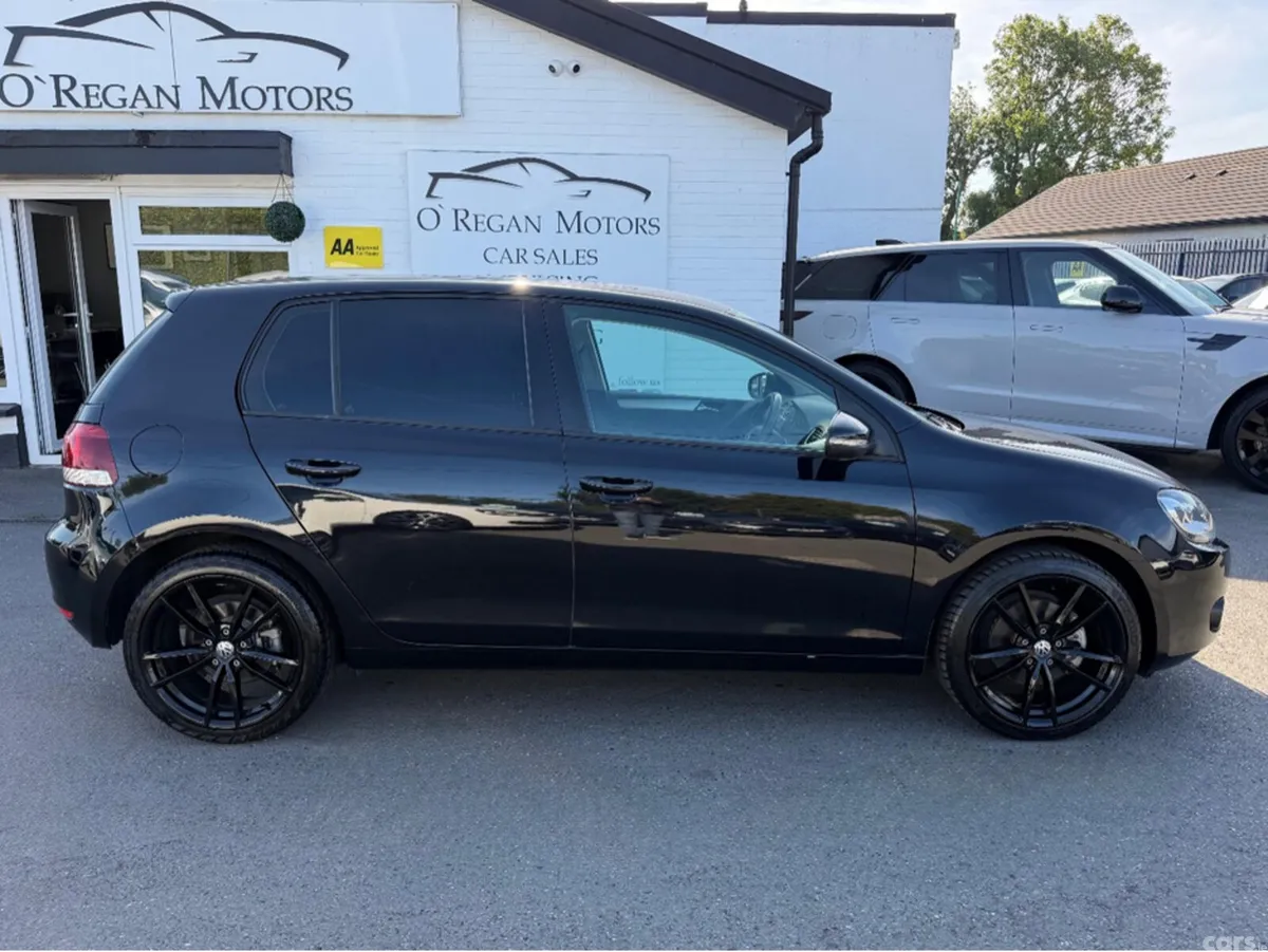 Volkswagen Golf Hatchback, Petrol, 2011, Black