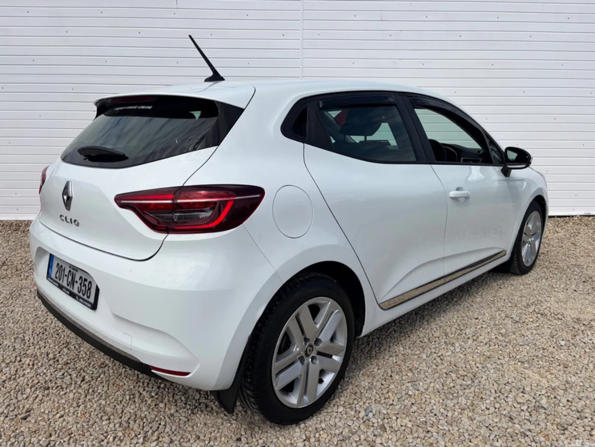 Renault Clio Hatchback, Petrol, 2020, White