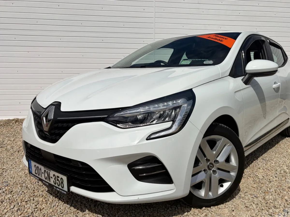 Renault Clio Hatchback, Petrol, 2020, White