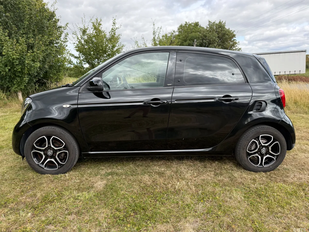 Smart Forfour Hatchback, Petrol, 2019, Black