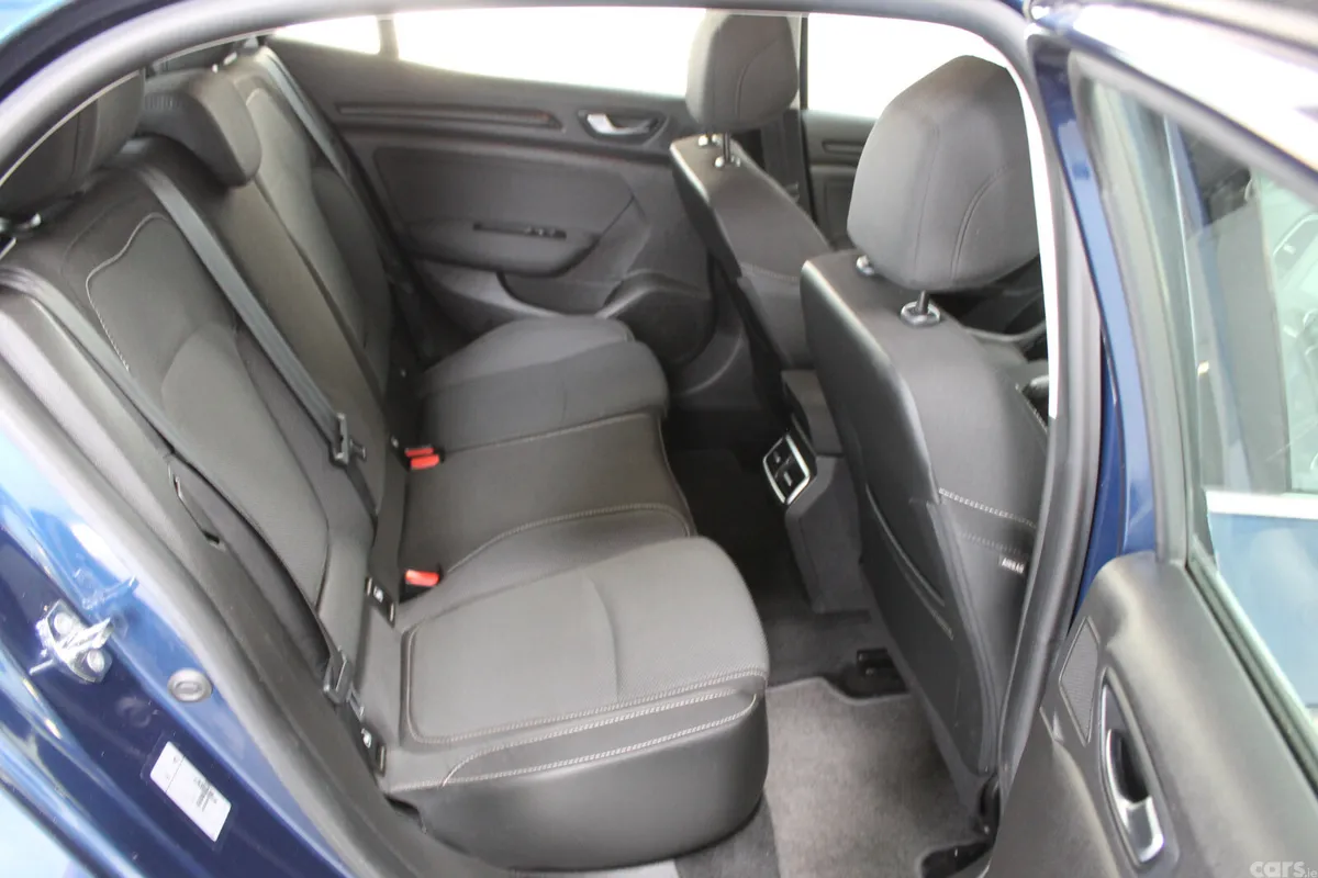 Renault Megane Hatchback, Diesel, 2021, Blue