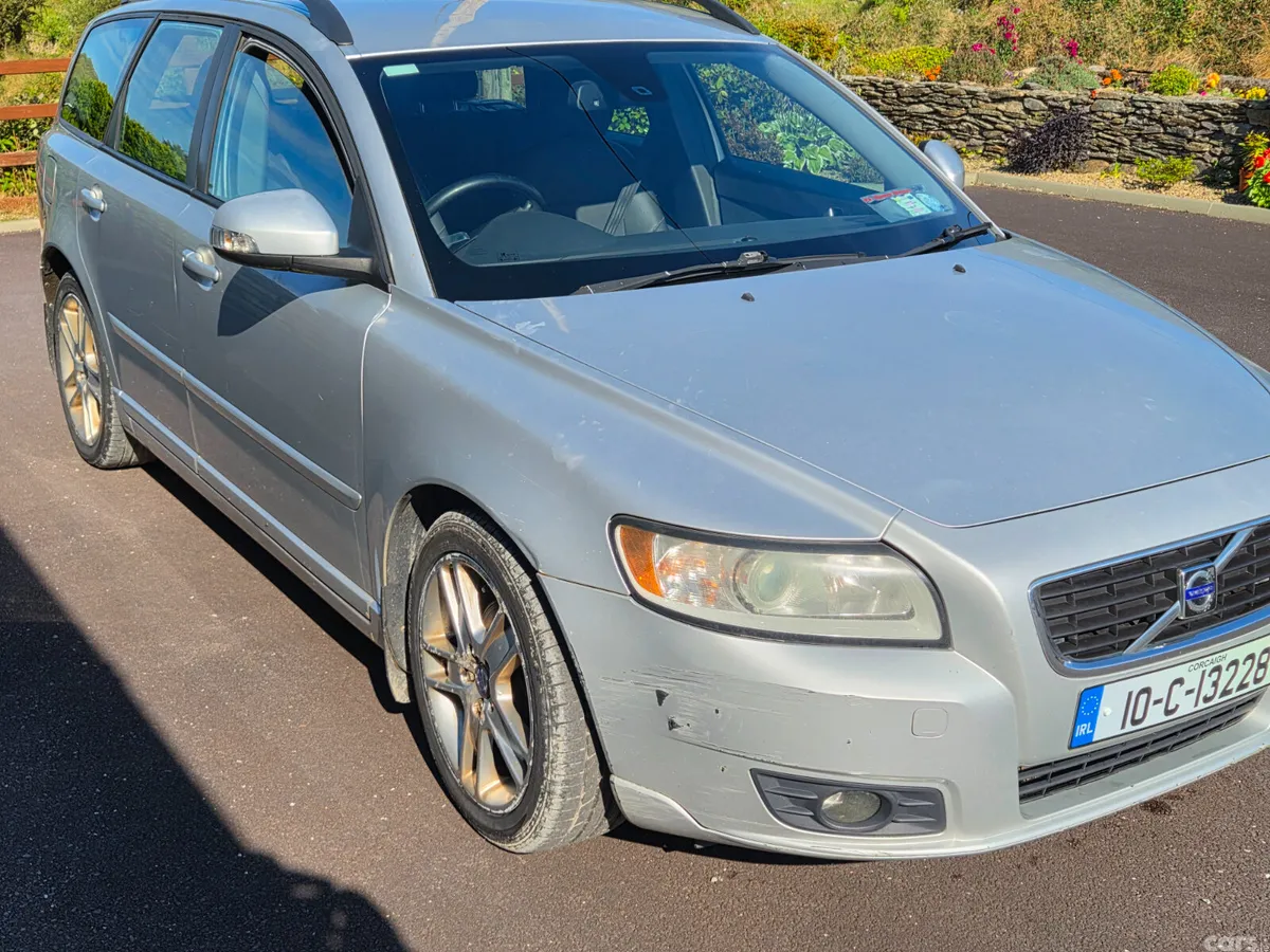 Volvo V50 Estate, Diesel, 2010, Silver