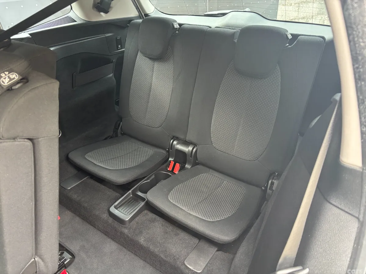 BMW 2-Series Hatchback, Diesel, 2015, White
