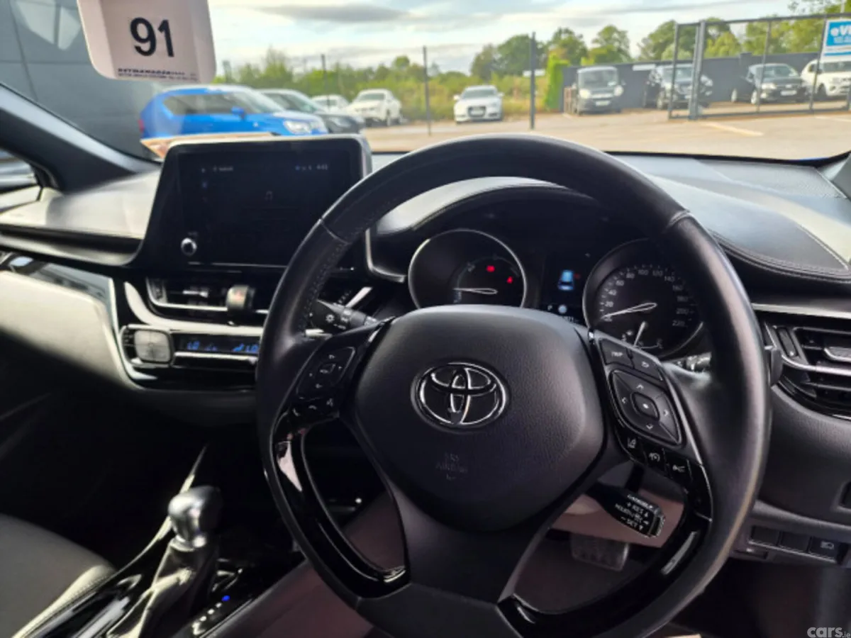 Toyota C-HR Hatchback, Petrol Hybrid, 2022, Blue