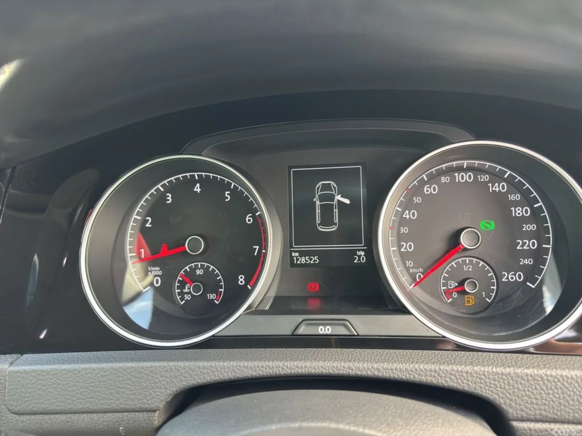 Volkswagen Golf Hatchback, Petrol, 2017, Blue