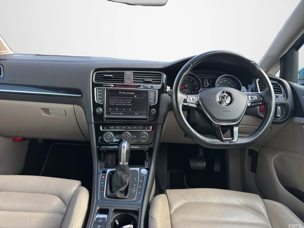 Volkswagen Golf Hatchback, Petrol, 2017, Blue