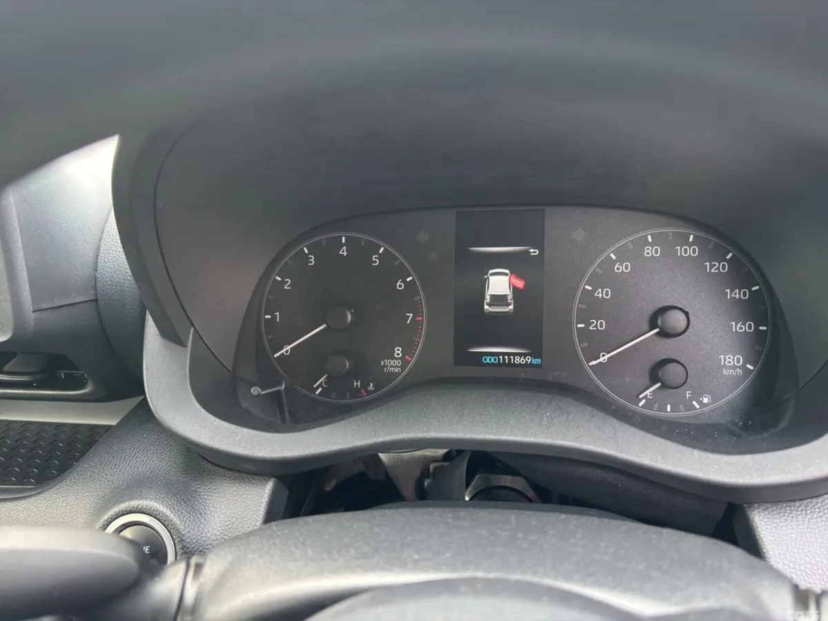 Toyota Yaris Hatchback, Petrol, 2023, Blue