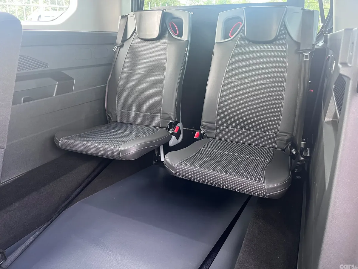 Opel Combo MPV, Diesel, 2026, Silver
