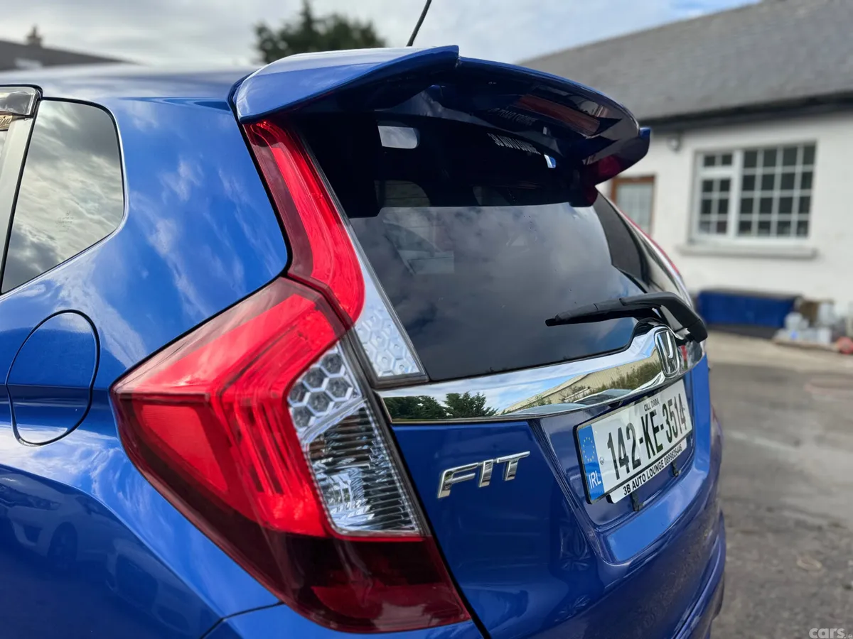 Honda Fit Hatchback, Petrol Hybrid, 2014, Blue