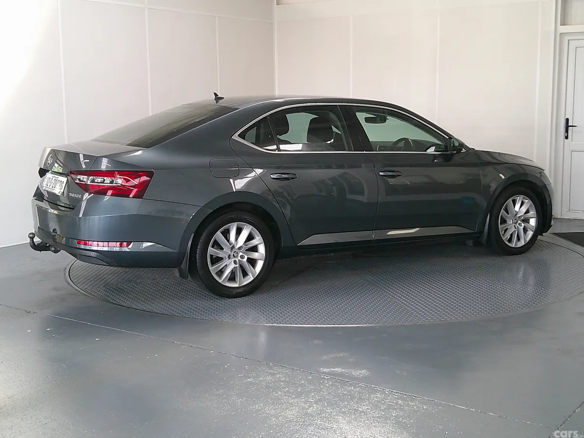 Skoda Superb Saloon, Diesel, 2018, Grey