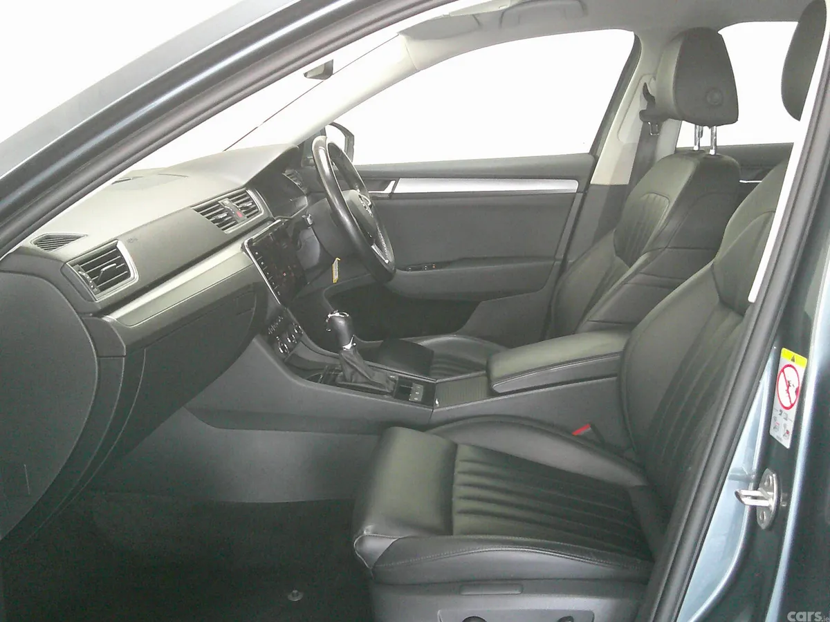 Skoda Superb Saloon, Diesel, 2018, Grey