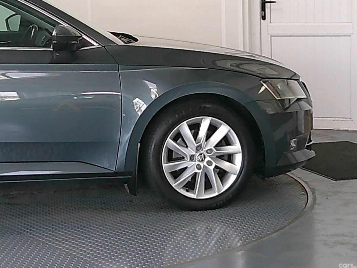 Skoda Superb Saloon, Diesel, 2018, Grey
