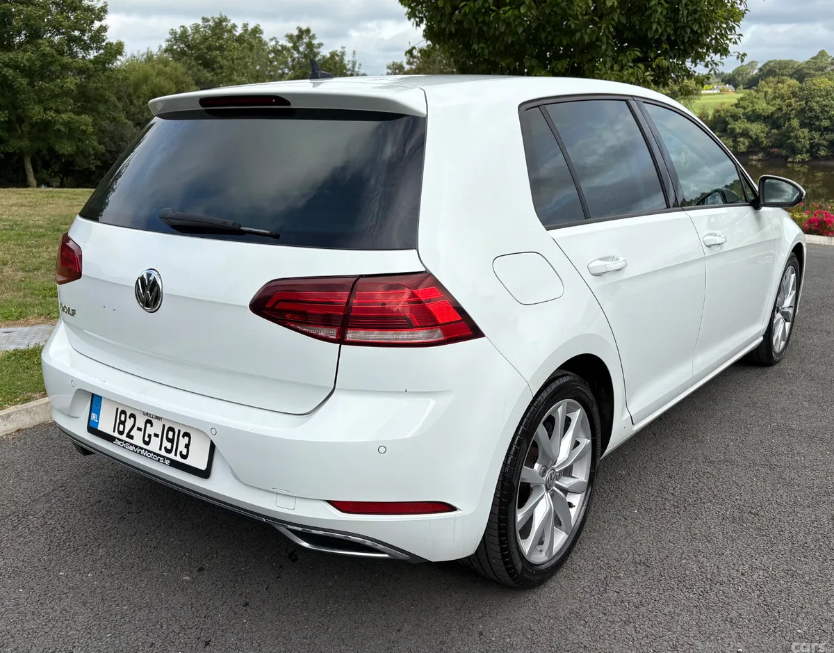 Volkswagen Golf Estate, Petrol, 2018, White
