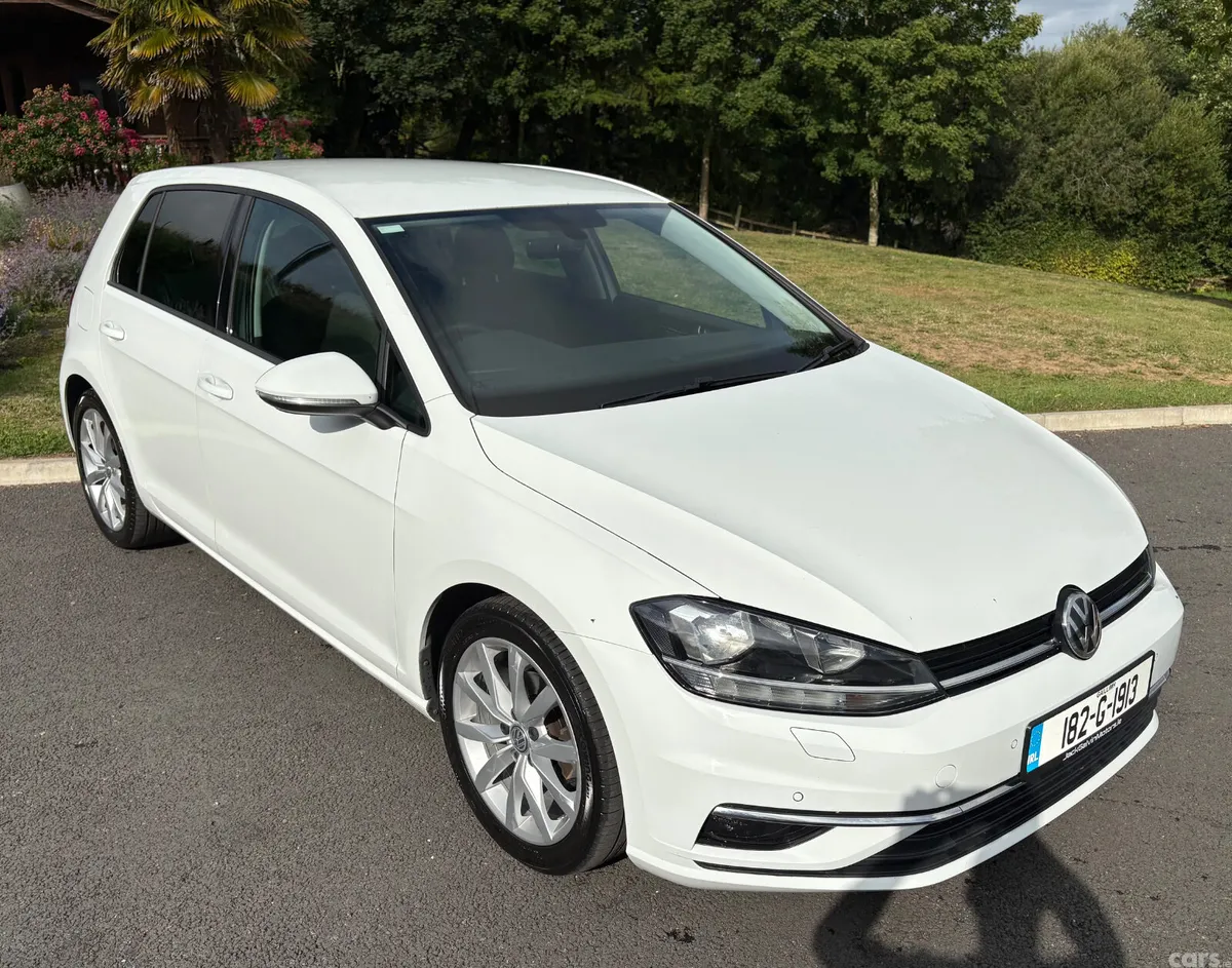 Volkswagen Golf Estate, Petrol, 2018, White