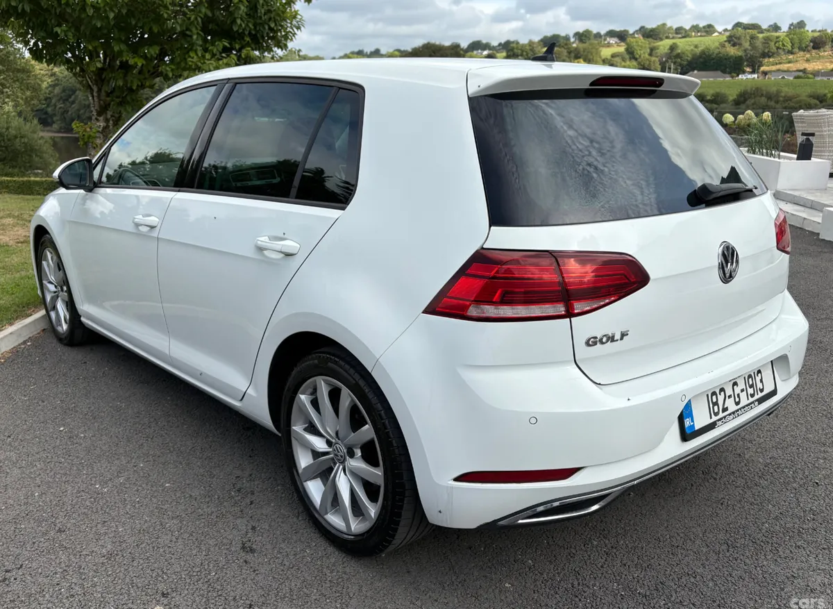 Volkswagen Golf Estate, Petrol, 2018, White