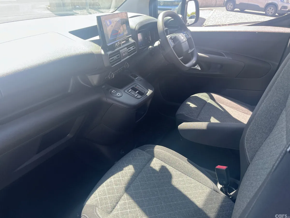 Opel Combo MPV, Diesel, 2026, Black