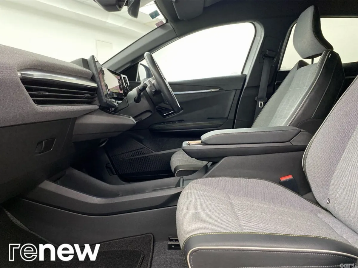 Renault Megane E-Tech Hatchback, Electric, 2023, White