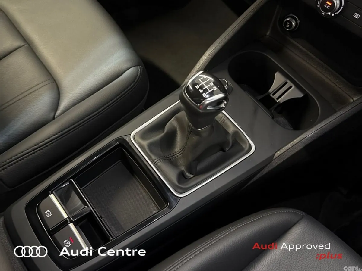 Audi Q2 SUV, Petrol, 2025, White