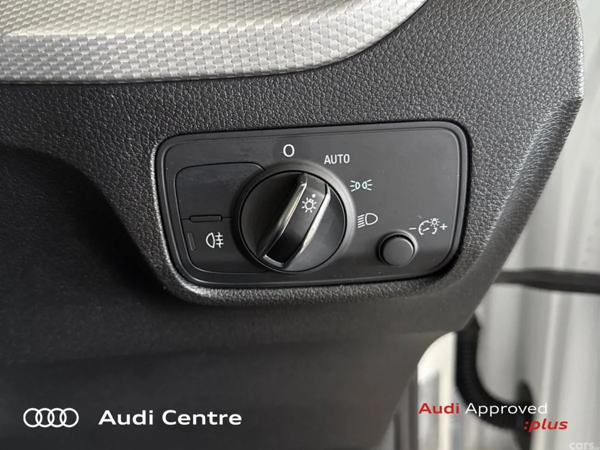 Audi Q2 SUV, Petrol, 2025, White