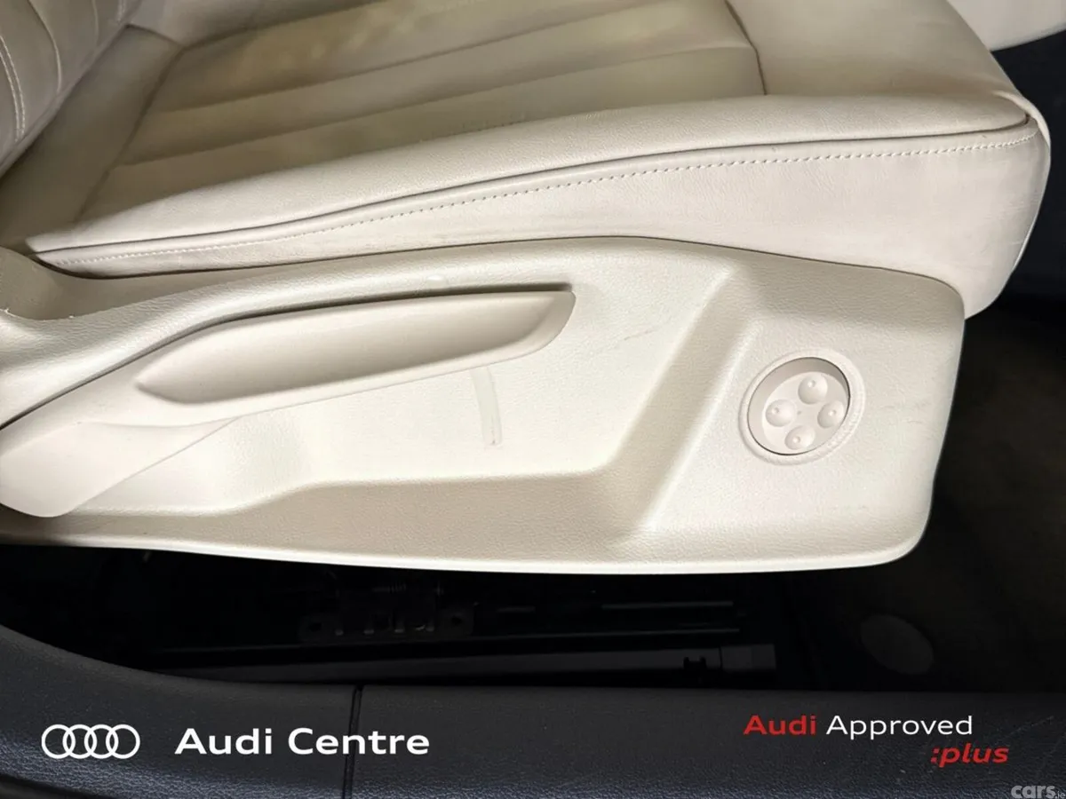 Audi A4 Saloon, Petrol, 2023, Blue