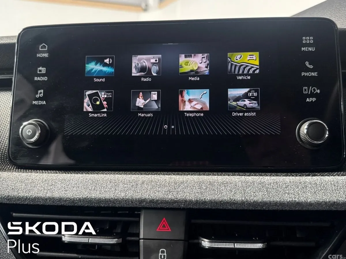 Skoda Kamiq SUV, Petrol, 2024, Grey