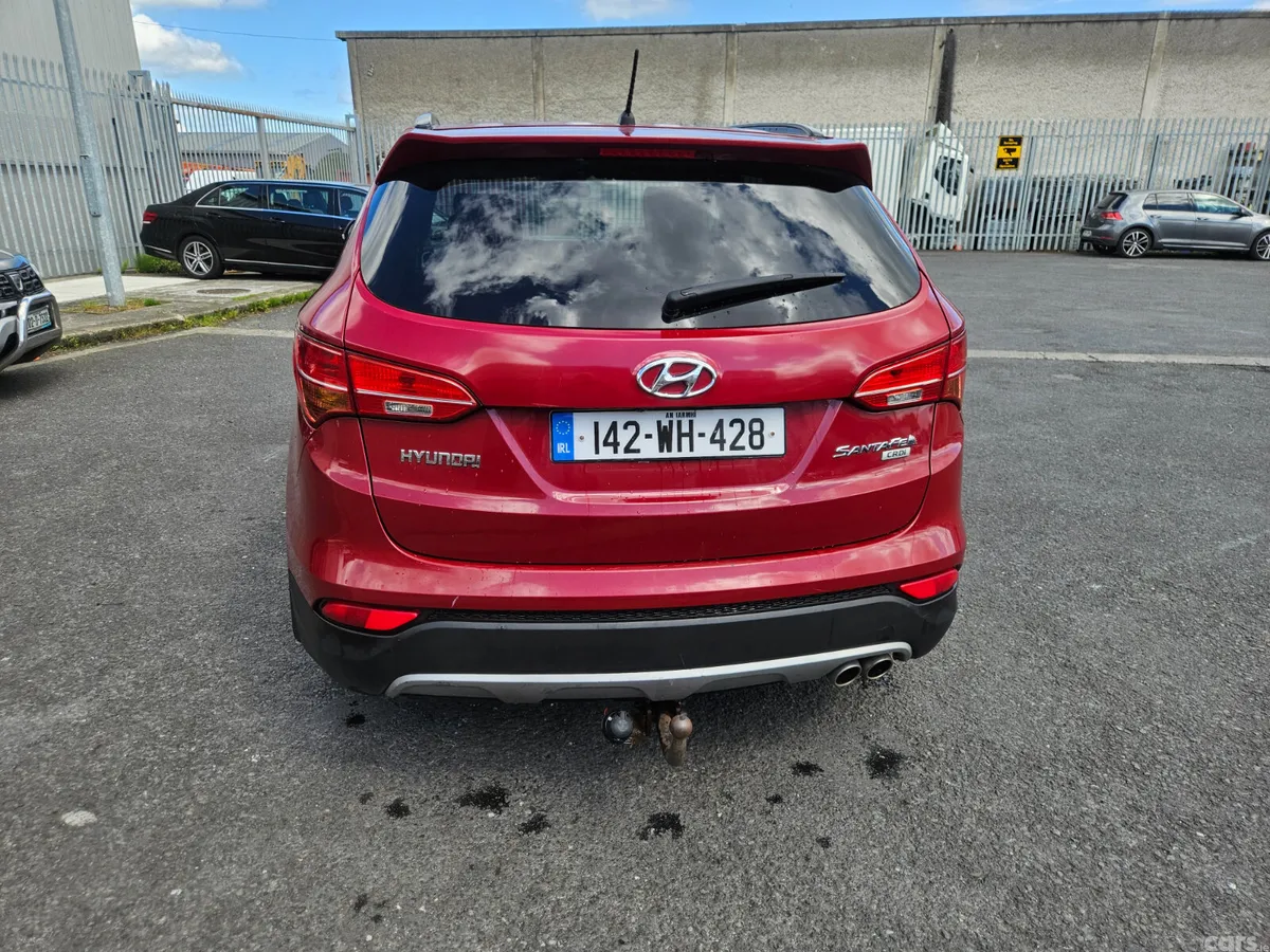 Hyundai Santa Fe SUV, Diesel, 2014, Red