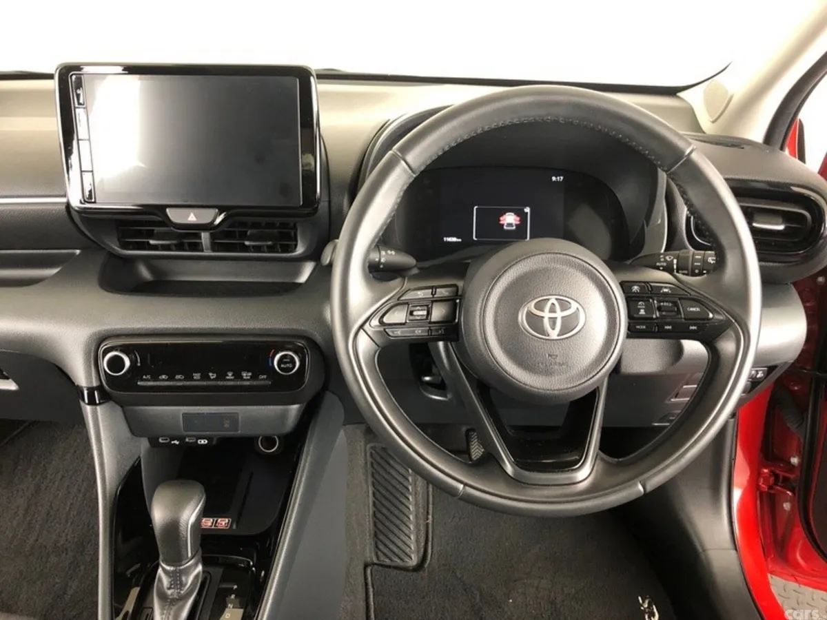 Toyota Yaris Hatchback, Petrol Hybrid, 2025, Red